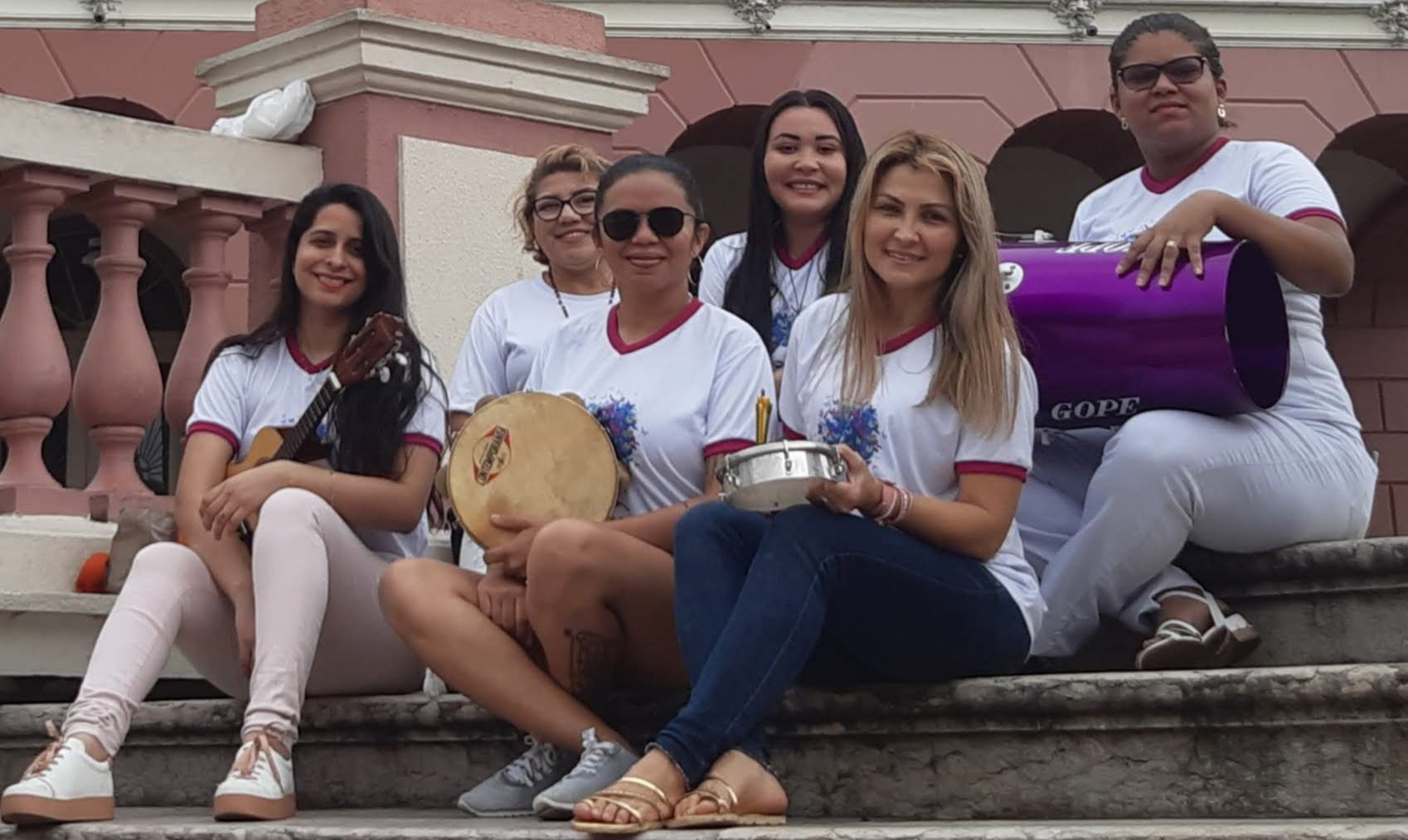 “Samba com as Moças” realiza webshow nesta terça-feira