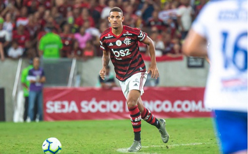 Joia do Flamengo está perto de acertar com o Grupo City
