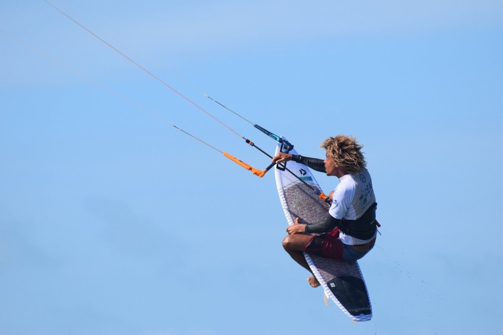 Protocolos da Covid-19: kitesurfe se reinventa para percorrer litoral do Nordeste