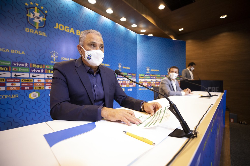Tite convoca a seleção brasileira nesta sexta-feira para jogos contra Venezuela e Uruguai