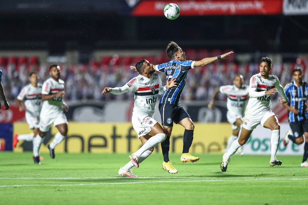 Grêmio divulga nota e diz que vai pedir anulação do jogo contra o São Paulo pelo Brasileirão
