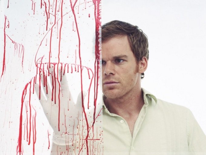 Dexter, o serial killer mais querido do mundo, terá novos episódios