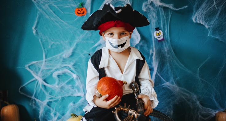 ‘Halloween da Alegria’ traz oficinas de papel art e caça aos doces para a criançada