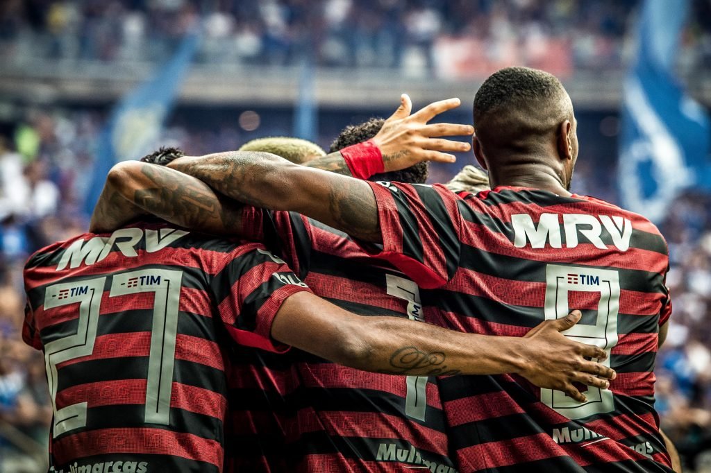 Flamengo pode assumir liderança e cumprir pré-requisito de campeão