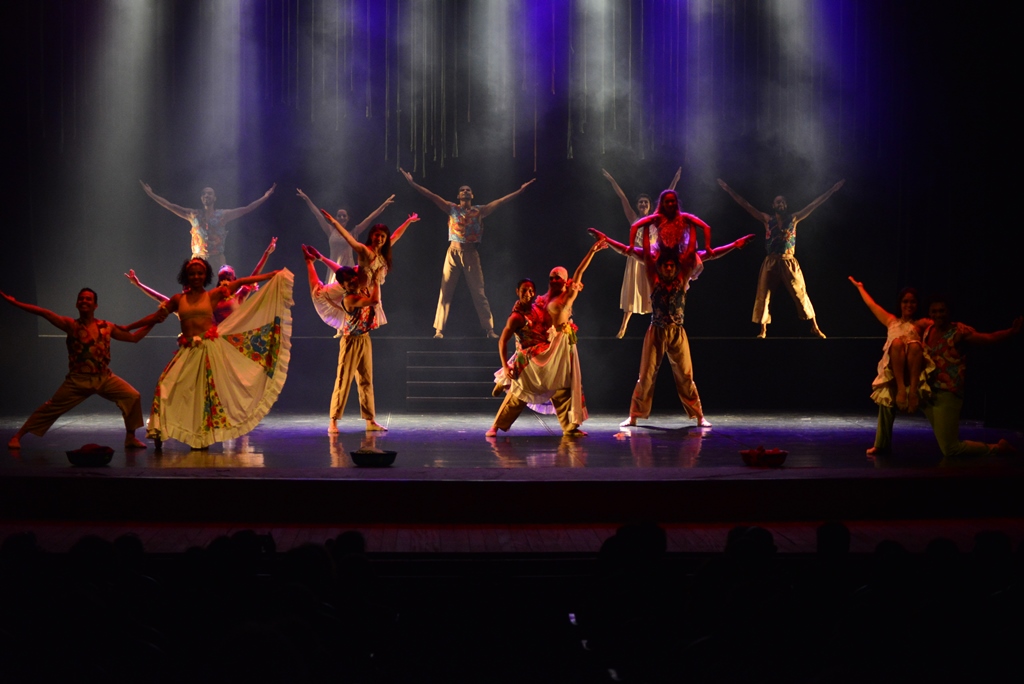 Balé Folclórico dança Raízes Caboclas em ‘Mensageiros de Francisco’