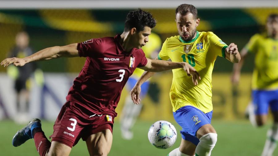“Vai ficar marcado”, diz Everton Ribeiro após vestir camisa 10 da seleção