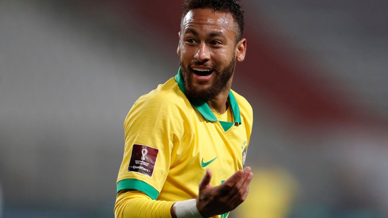 Neymar quer seguir no PSG e sugere contratações para o clube, diz site