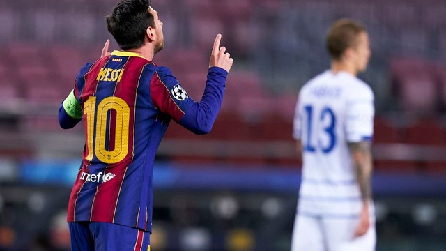 Messi marca outra vez de pênalti, e Barcelona vence o Dínamo de Kiev