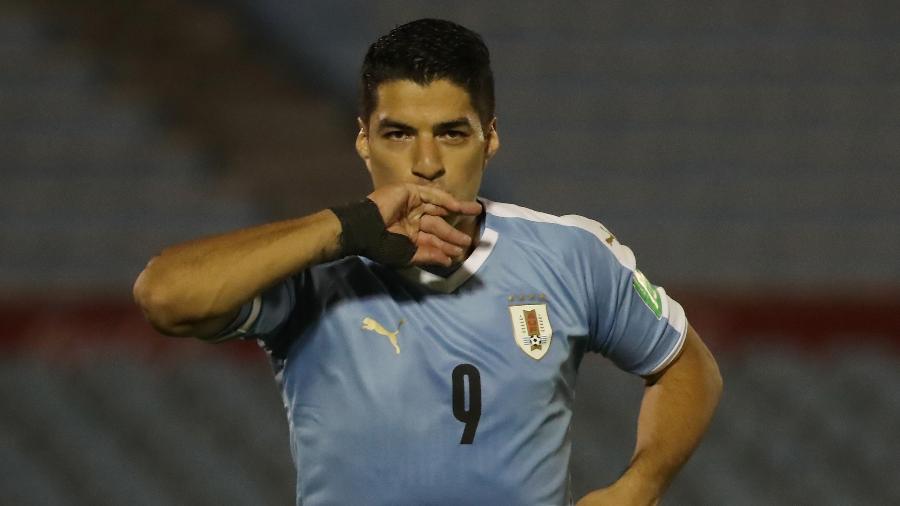 Suárez testa positivo para covid-19 e desfalca Uruguai contra o Brasil