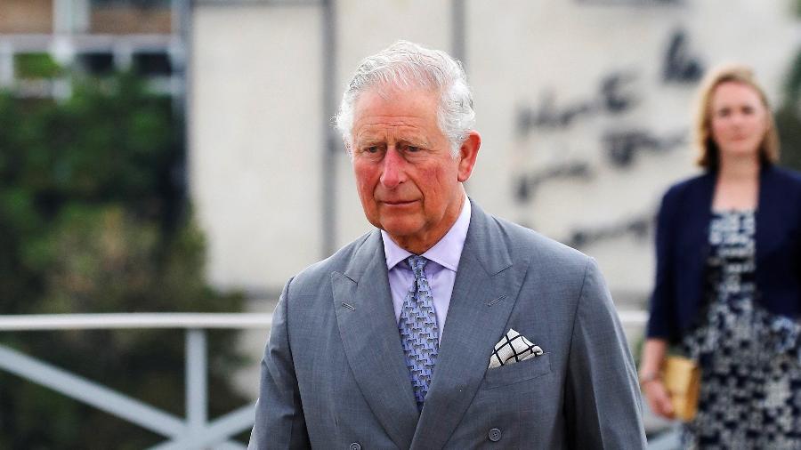 Príncipe Charles entra no mundo da moda com coleção ecológica