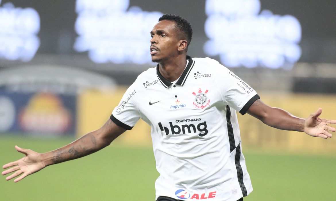 Corinthians detona o Fluminense e quebra sequência ruim contra o carioca