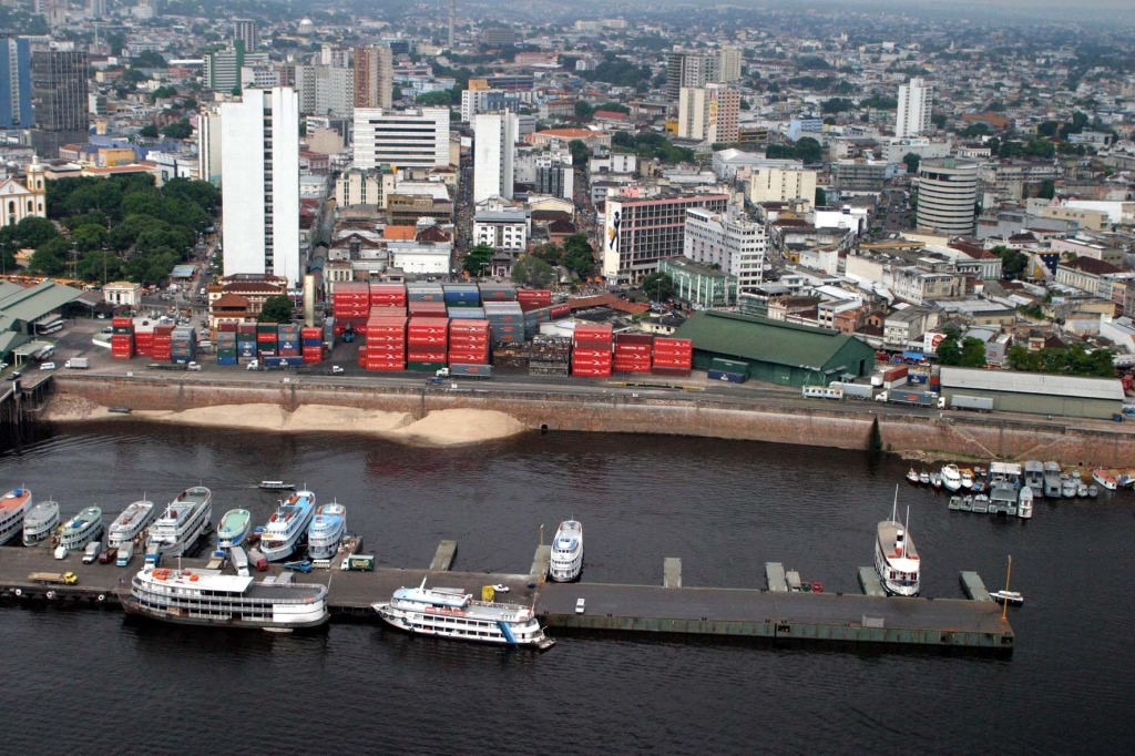 Porto de Manaus passa a vender passagens de barco online