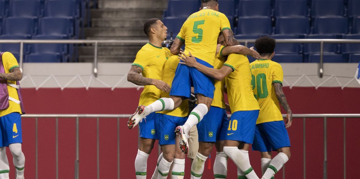 Brasil vence o Egito e se garante na semifinal do futebol em Tokyo