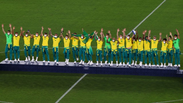 Brasil é bicampeão olímpico de futebol ao vencer a Espanha