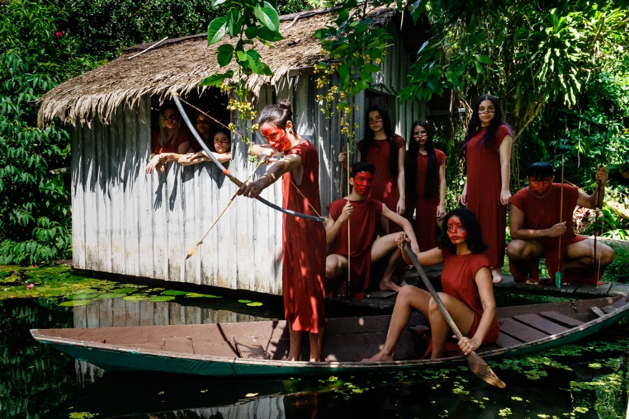 ‘Arte Sem Fronteiras’ apresenta espetáculo sobre os mistérios e costumes do povo Ashaninka