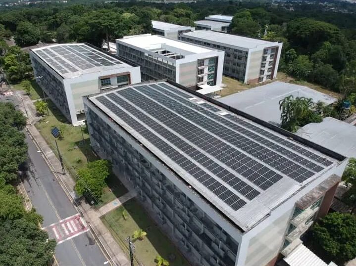Sistema de energia solar da Ufam deve economizar R$ 1,5 milhão por ano nos cofres públicos