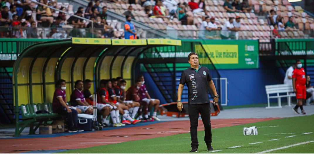 Manaus FC renova com o treinador Evaristo Piza de olho no acesso