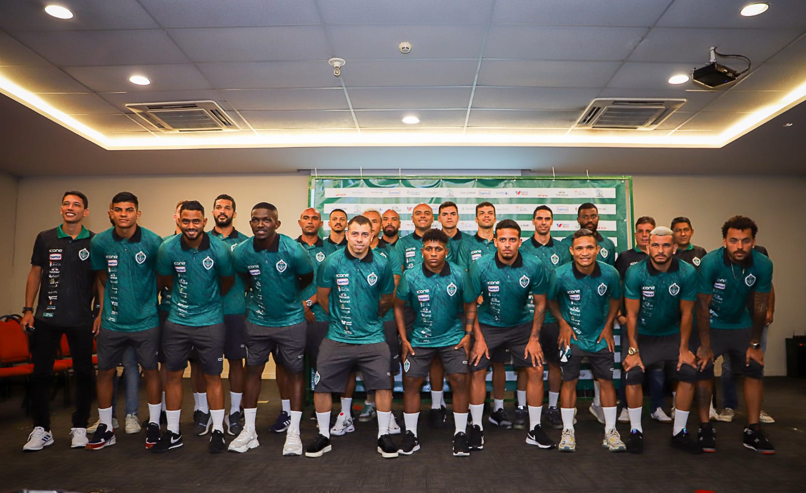 Diretoria do Manaus FC apresenta elenco para a temporada 2022