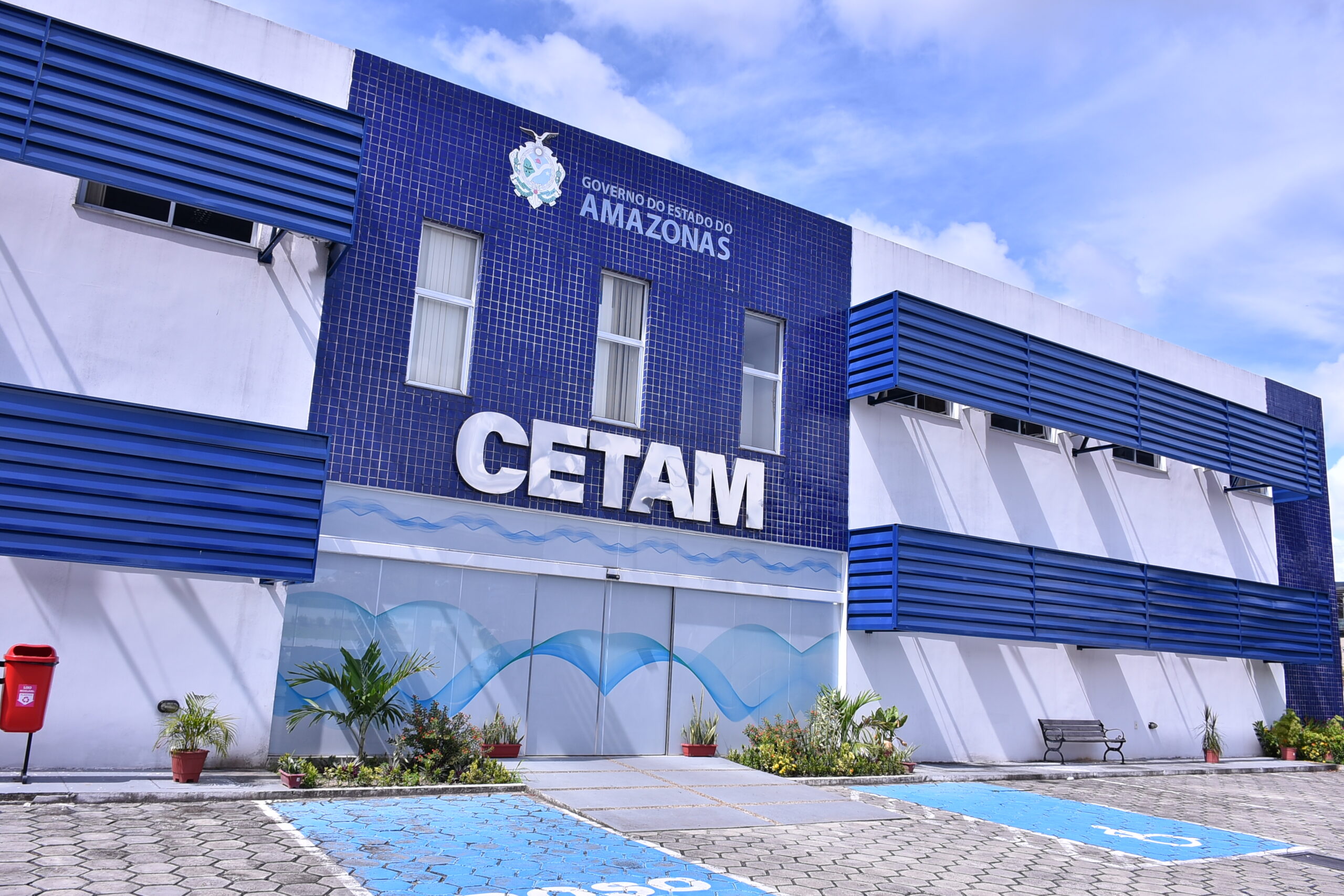 Cetam lança edital com mais de 12 mil vagas para cursos técnicos e especializações técnicas