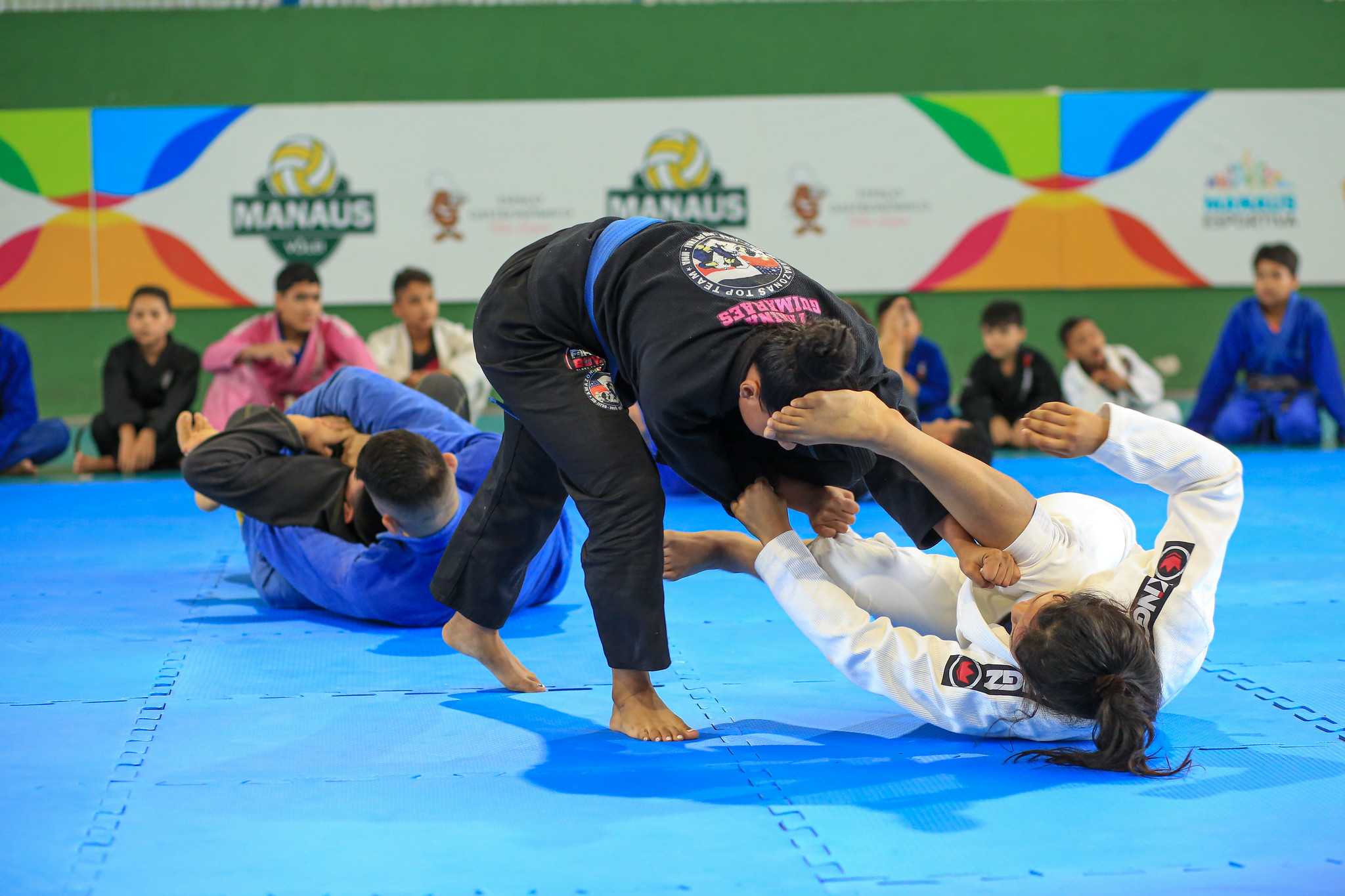 ‘Aulão’ de jiu-jítsu insere aulas da modalidade na minivila olímpica do Coroado